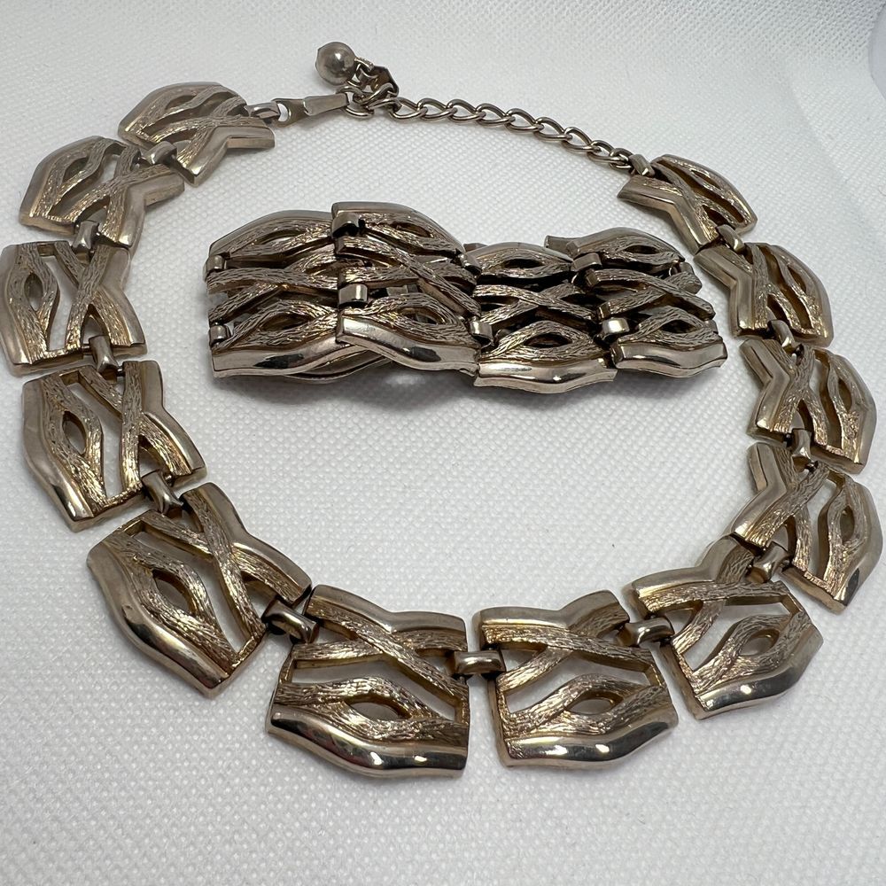 Vintage‎ Silver Tone Statement Necklace Bracelet Set Textured Geometric Art Deco
